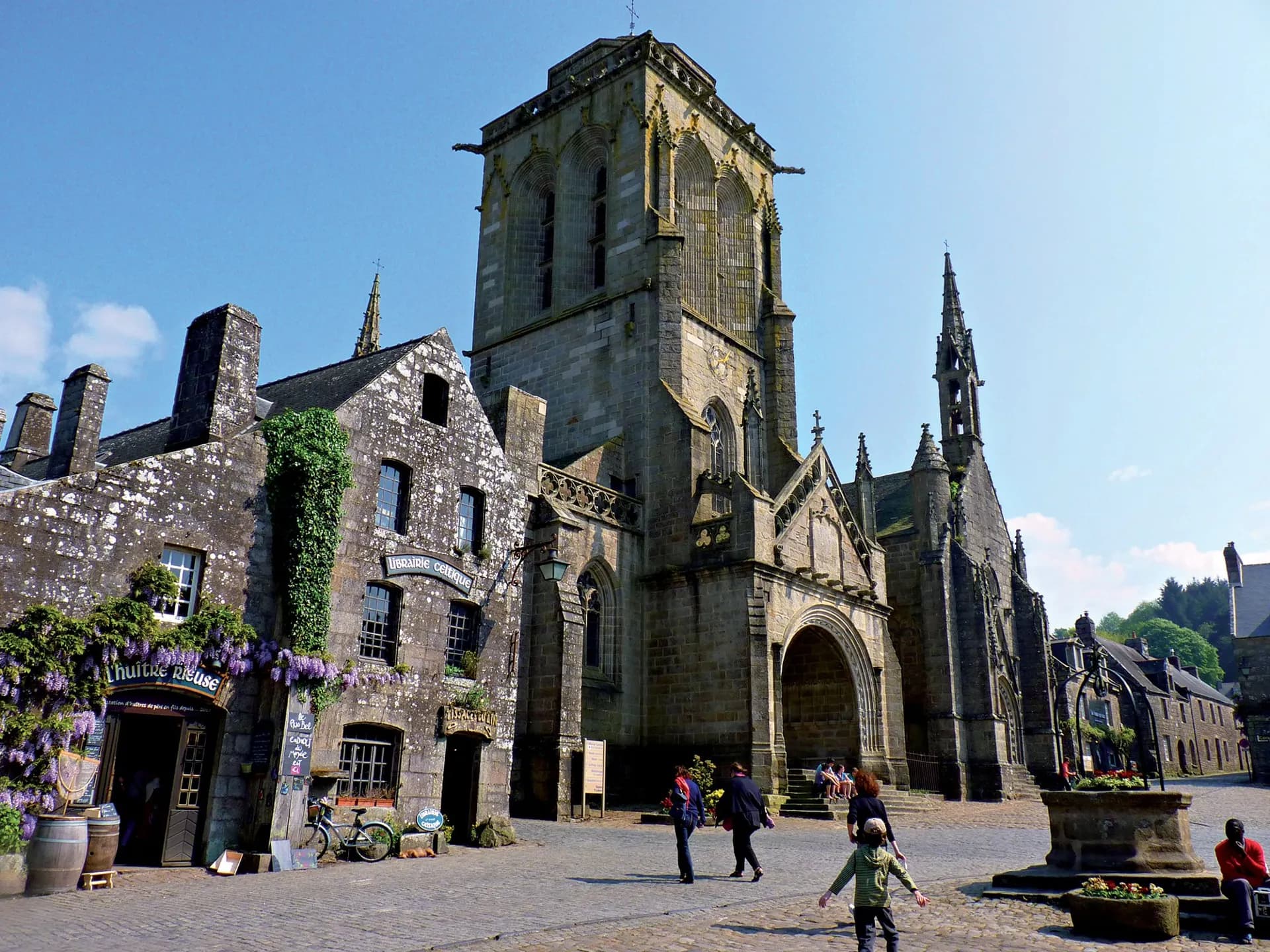 Locronan